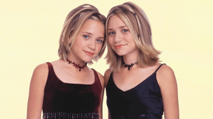 Mary-Kate y Ashley Olsen hacen una rara aparición juntas con atuendos a juego: VIDEO