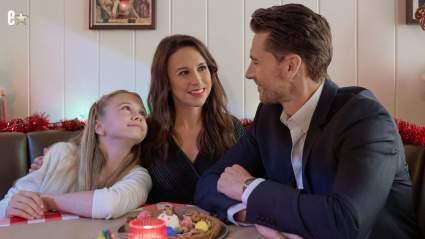 Por qué la reunión de Andrew Walker y Lacey Chabert en Hallmark fue "muy emotiva" tras bambalinas (EXCLUSIVA)