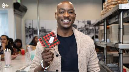 Los discretos gestos de bondad navideña de la estrella de Hallmark, BJ Britt, te derretirán el corazón (EXCLUSIVO)