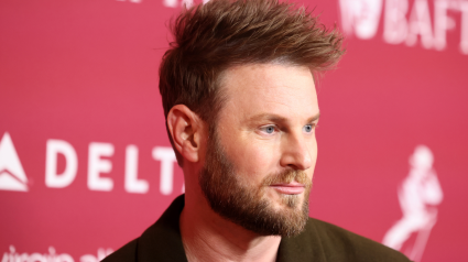 Bobby Berk de HGTV revela un detalle sorprendente sobre su matrimonio