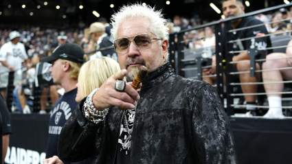 Guy Fieri se mantiene firme en una cuestión culinaria muy debatida