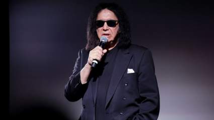 Gene Simmons hace una aparición sorpresa en la Casa Blanca para apoyar los derechos de los músicos