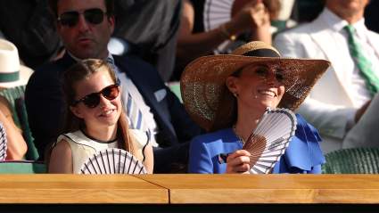 Kate Middleton y la princesa Charlotte cantan un dueto en un concierto de villancicos