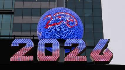 Cancelaciones de Nochevieja en todo el mundo, pero Nueva York sigue vigente