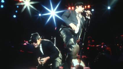 El querido guitarrista de los Blues Brothers fallece a los 84 años