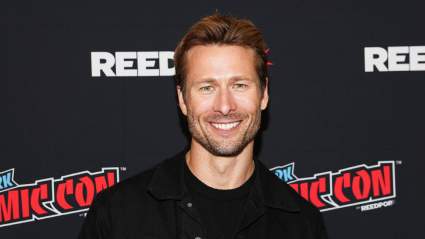 Glen Powell y Michelle Randolph calientan Miami con una escapada navideña