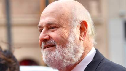 Deli, que aparece en la película de Rob Reiner "Cuando Harry conoció a Sally", lo recuerda por ser un "gigante creativo"