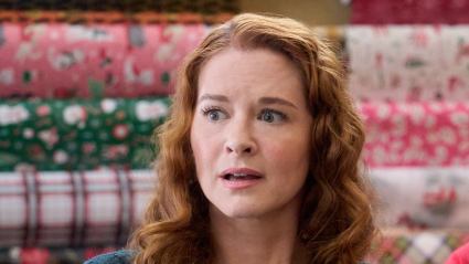 Sarah Drew se emociona con 'Mistletoe Mysteries': '¿Por qué estoy llorando?'