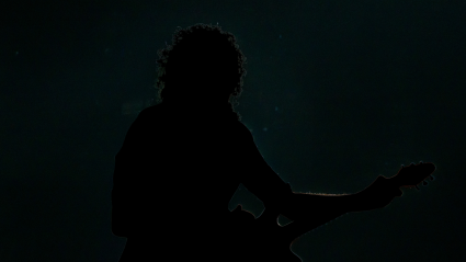 La legendaria banda de rock podría no salir de gira tras la actualización sobre la salud de su guitarrista