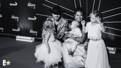 La querida estrella de la música country y su esposa anuncian su separación después de 15 años con una emotiva nota escrita a mano.