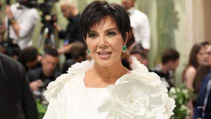 Kris Jenner no se conforma con menos y mantiene el precio de 13 millones de dólares de su icónica mansión.