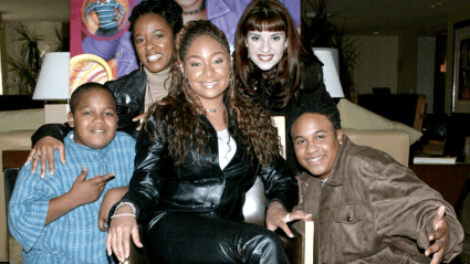 El elenco de 'That's So Raven' se reúne para el 40.º cumpleaños de Raven-Symoné [FOTOS]