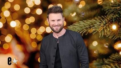 Bobby Berk sorprende a Kelly Clarkson con una confesión navideña