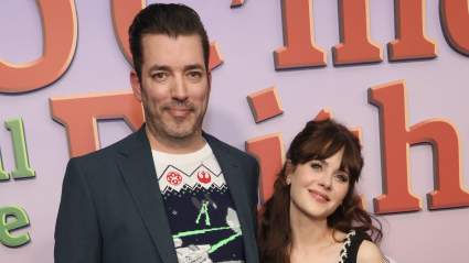 Jonathan Scott ayuda a la mentora de 81 años de Zooey Deschanel a organizar su hogar: video