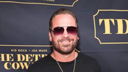 Lee Brice comparte una emotiva actualización sobre la desaparición de su perro