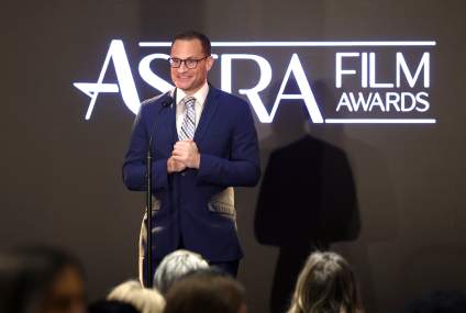 Indy the Dog gana el premio a la "Mejor interpretación de terror" en los premios Astra Film Awards