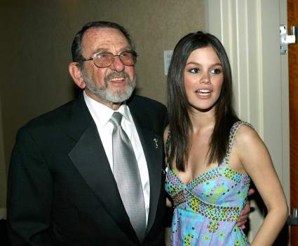 El querido director de los años 60 y abuelo de Rachel Bilson fallece a los 97 años
