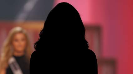 La estrella de 'Real Housewives of Rhode Island' insinúa una relación poliamorosa: "Muy poco convencional"