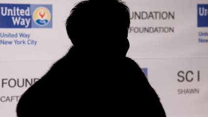 Liza Minnelli da una explicación honesta sobre su primera canción nueva en 13 años