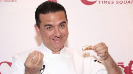 Valastro, el amigo de "Cake Boss", da una actualización esperanzadora tras su quinta cirugía de mano