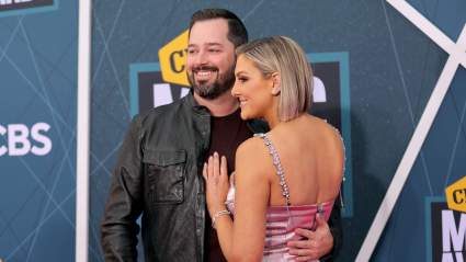 La estrella de 'RHOC' Gina Kirschenheiter comparte un video de compromiso íntimo: [MIRAR]