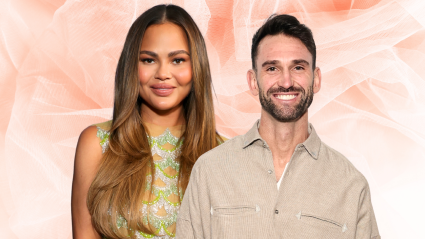 Chrissy Teigen agradece a Carl Radke por ayudarla a mantenerse sobria: "Me cambió la vida"