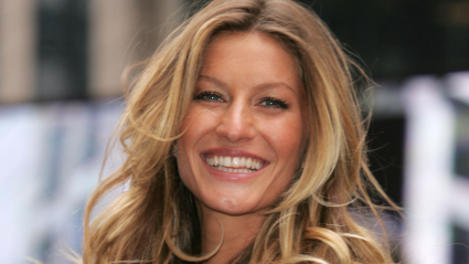 El nuevo esposo de Gisele Bündchen acuna su barriguita en una foto nunca antes vista