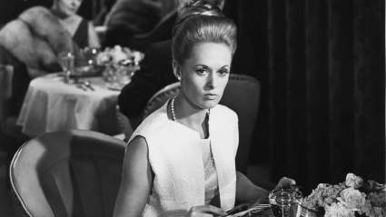 Tippi Hedren, de 96 años, luce glamurosa en una rara aparición tras ser diagnosticada con demencia.