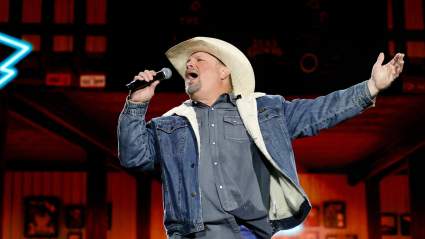 Garth Brooks lamenta la pérdida de un ser querido con una emotiva declaración