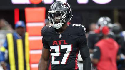 Los Atlanta Falcons reciben nueva información sobre James Pearce Jr. en medio de la incertidumbre legal.