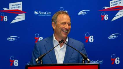 Mike Gansey hace una declaración oficial tras el anuncio de los 76ers.