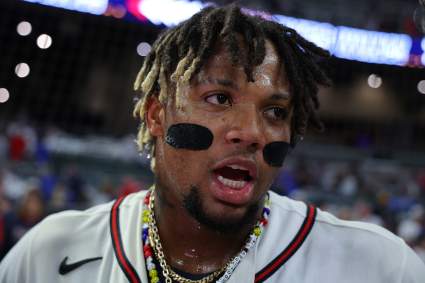 Los Bravos de Atlanta anuncian el cambio de Ronald Acuña Jr. antes del partido de los Azulejos