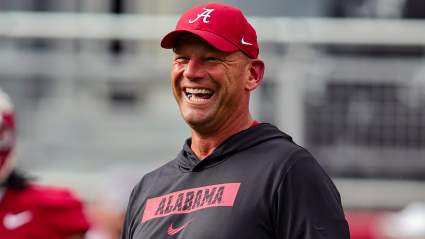 Alabama se perfila como el claro favorito para fichar a este prometedor jugador de la posición de ala defensiva.