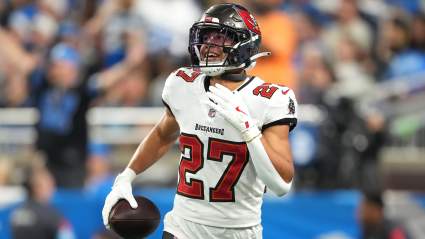 Un defensor de los Buccaneers predice una mejora defensiva importante en 2026.