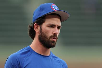 Los Chicago Cubs anuncian el cambio de Dansby Swanson antes del partido contra los Athletics.
