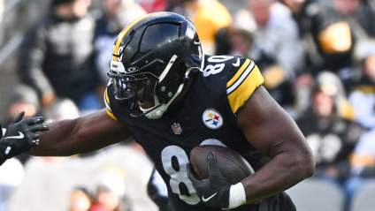La nueva estrella de los Steelers anuncia una importante noticia familiar.