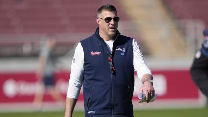 Mike Vrabel reacciona a la baja por lesión de un agente libre de los Patriots valorado en 15 millones de dólares.