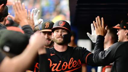 Los Bravos nombran a un posible jugador de los Orioles que encajaría bien en un intercambio por un bateador de 36 jonrones.