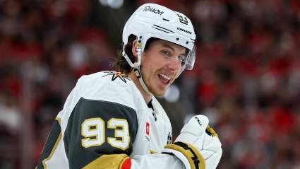 Un experto de la NHL critica duramente a Mitch Marner por sus deficiencias con los Maple Leafs.