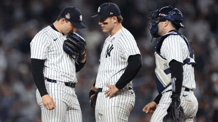 ACTUALIZACIÓN: Los Boston Red Sox seleccionan oficialmente al exlanzador de los Yankees para su plantilla de la MLB.