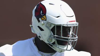 Los 49ers hacen una declaración contundente que involucra a Josh Sweat de los Cardinals.