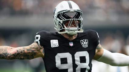 Maxx Crosby adopta una postura firme en medio de la reconstrucción de los Raiders.